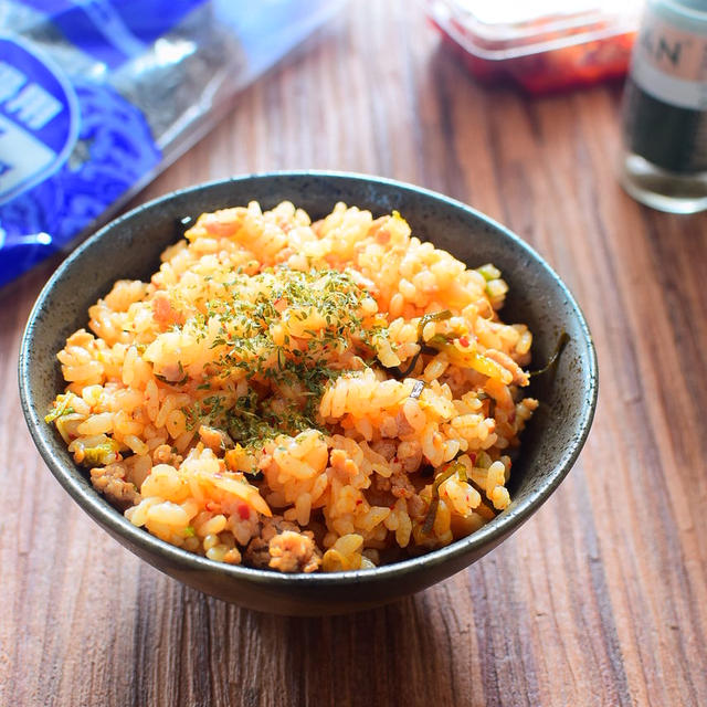 塩昆布入り豚キムチ炒めご飯のレシピ