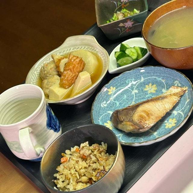 5.7☆【お家 夜ごはん】鰤塩焼き&鯛飯冷凍保存とかシジミ汁❣️ﾃﾞｽ。