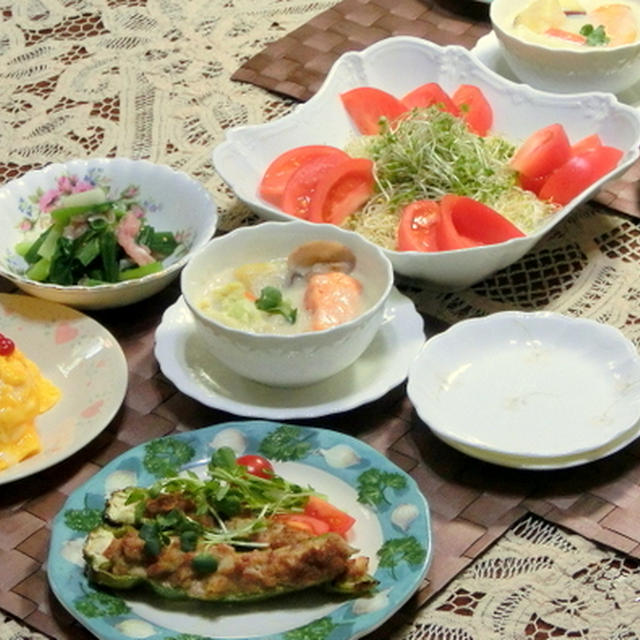 万願寺唐辛子の肉詰め　　　　　
