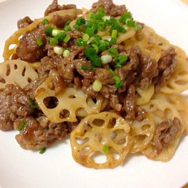 牛肉とレンコンのオイスター炒め✨と、耳の石