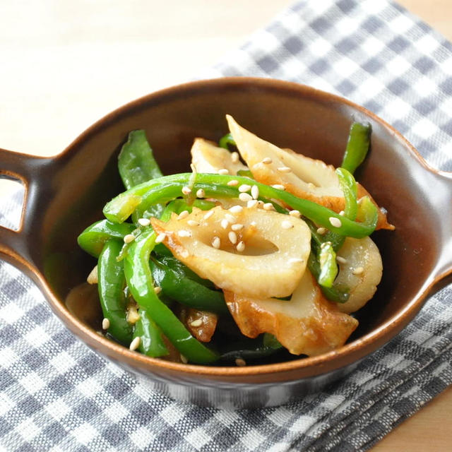 【作り置きレシピ】お手軽な副菜≪ピーマンとちくわのごま炒め≫