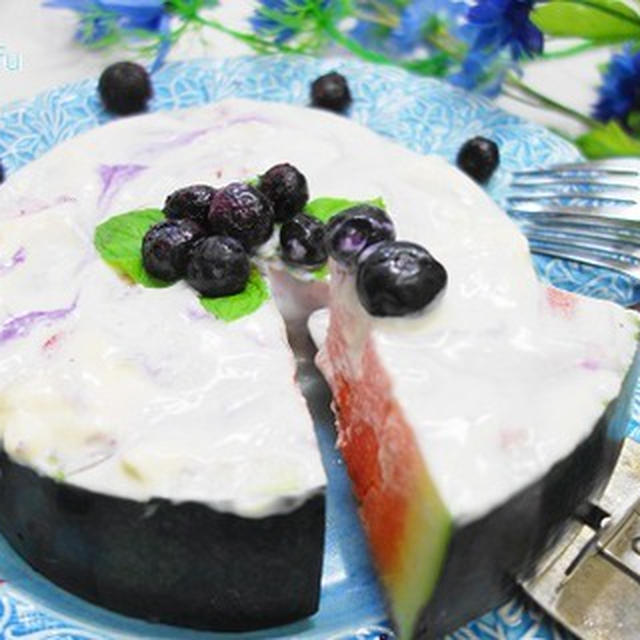 スイカケーキ おしゃれしたスイカの涼しげなケーキ By べにゆうさん レシピブログ 料理ブログのレシピ満載