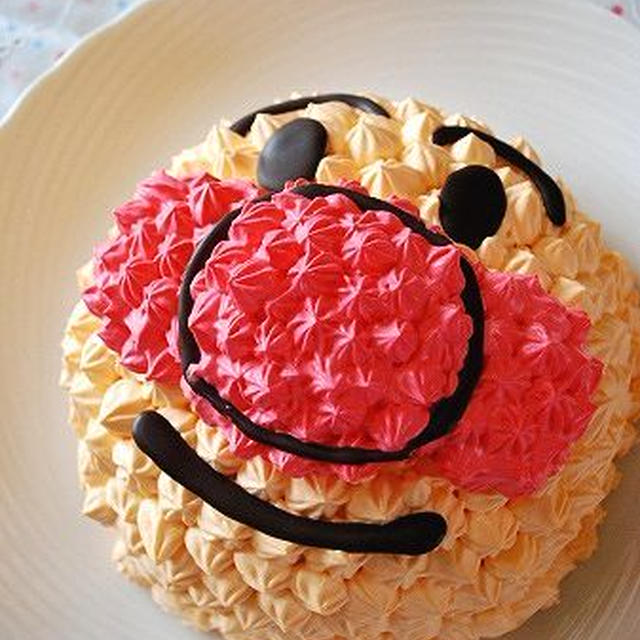２歳おめでとう アンパンマン立体ケーキ By あさえもんさん レシピブログ 料理ブログのレシピ満載