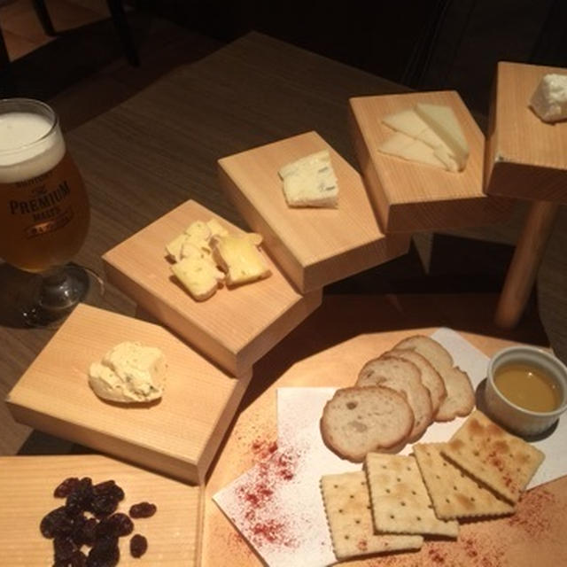 【新宿】小粋　世界のチーズと味噌を生かしたフード　単品飲み放題２０００円