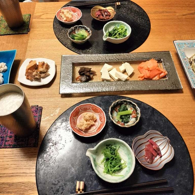 しらこぽん酢、あん肝、ワカサギの揚げ焼、スモークサーモンいぶりがっこチーズのカナッペと小鉢4品で