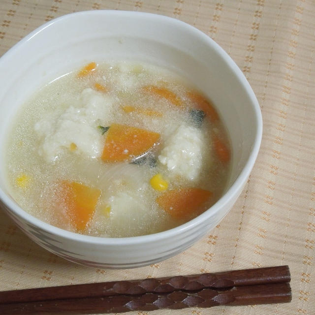 ◇豆腐鶏だんごのゆず生姜創味シャンタンDX鍋