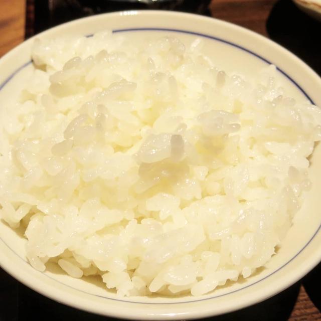 土鍋ご飯が食べ放題☆土鍋炊ごはん「なかよし」〜二重橋スクエア