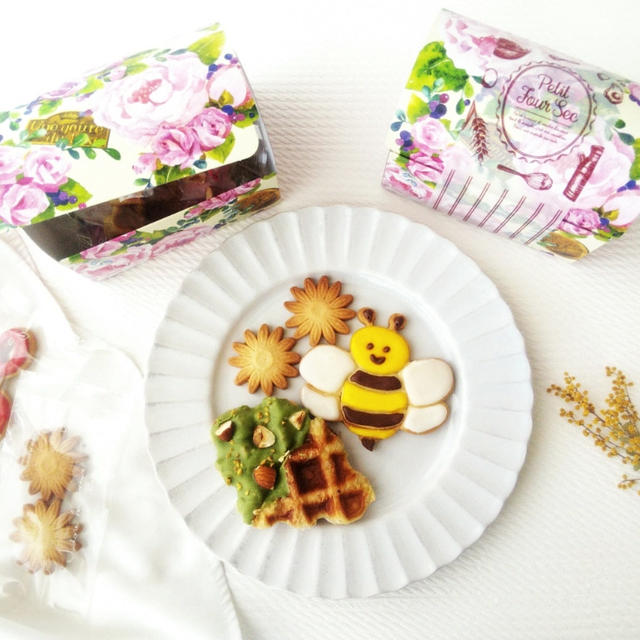 アイシングクッキー＆チョコがけクロッフル