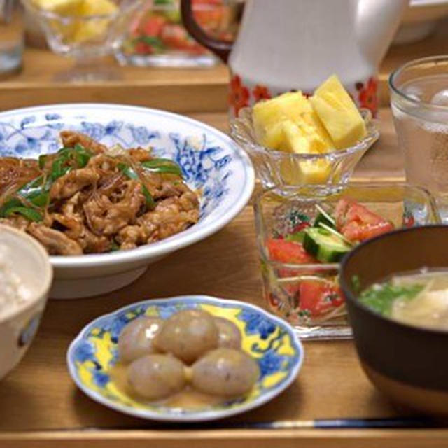 豚こまと春雨の中華炒め定食。