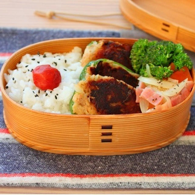 ツナ缶の油も有効利用「ツナ詰めピーマン」「ブロッコリーと野菜のレンジ炒め」の２品弁当