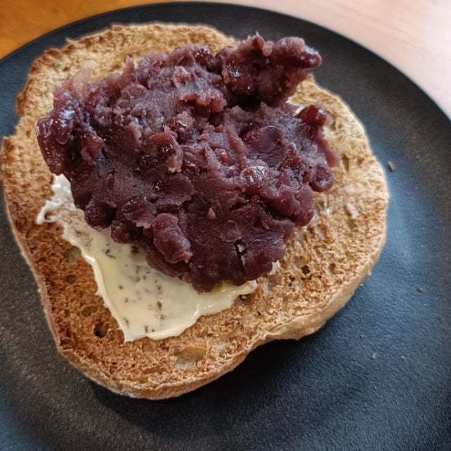 幸運はやってくるのか！？手作りあんバターパンで癒されました(*^^*)