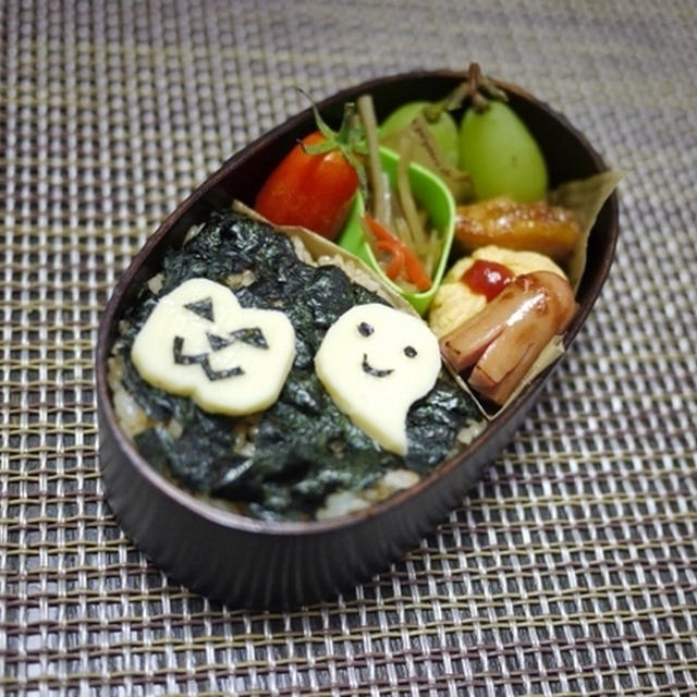 園児のハロウィン曲げわっぱ弁当