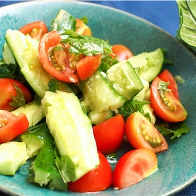 夏野菜を白だしで美味しくサラダにしよう！すぐできる大葉香る簡単レシピ