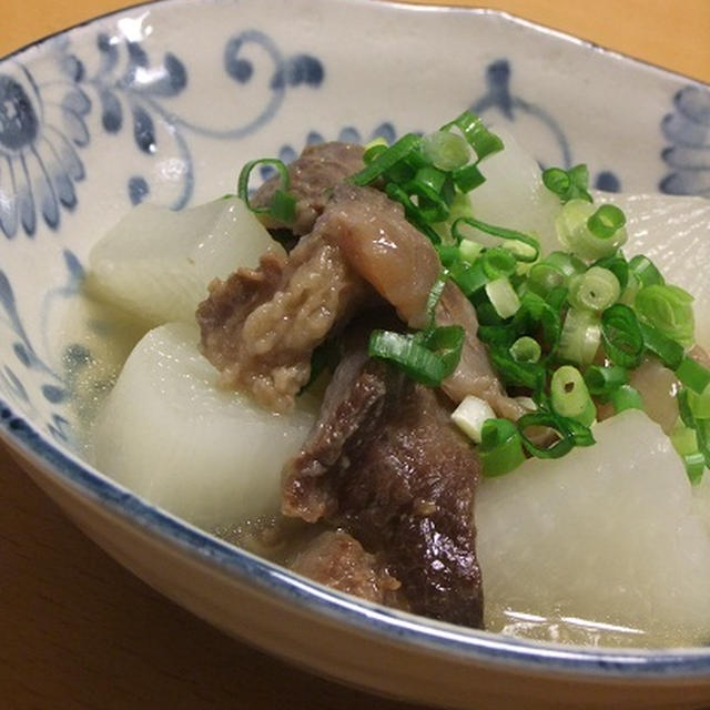 牛すじと大根のあっさり煮込み