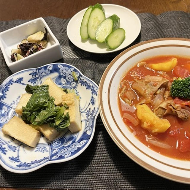 サバを読む？＆牛筋のトマト煮