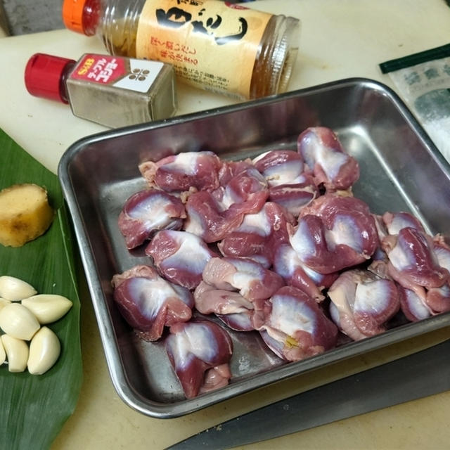 砂肝の薄切りから揚げ　🐓🧄🍲　Thinly sliced fried gizzard