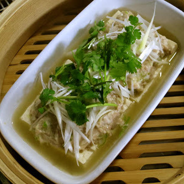 豆腐と鶏ひき肉の蒸し物---続中華のまかない料理