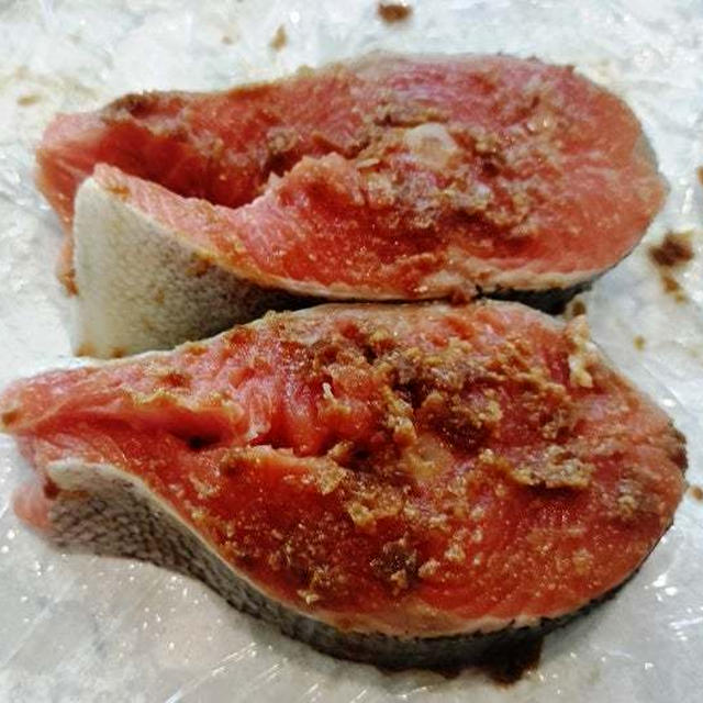 川で採れた鮭は美味しくなかった ～ クレソン炒めは美味しい
