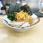 粟国の塩らーめんを太麺・濃いめで啜る 〜トッピング／辛ネギとチャーシューバラ2枚〜