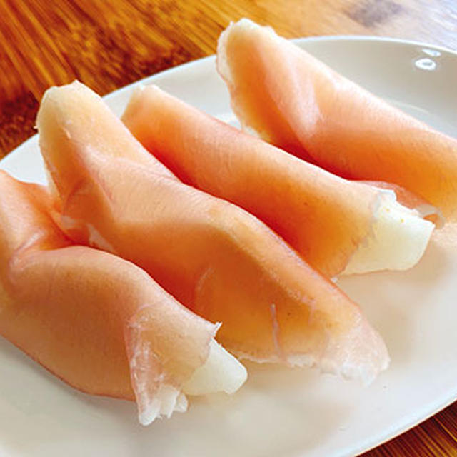 頂き物で贅沢、ル・レクチェと生ハム