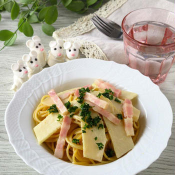 フライパン1つ。簡単すぎ旬の和風パスタ♪生クリームなし。たけのこベーコン味噌クリームパスタ。