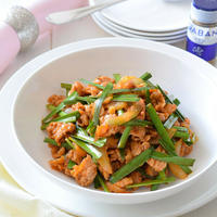 【スパイス】豚肉と生ニラのクミンポークケチャップ♡生のニラをバクバク食べれる！青菜嫌い克服レシピ