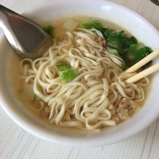 朝ごはんに優しい「陽春麺」