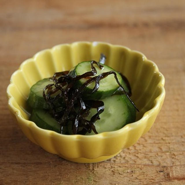 簡単1分！副菜に♪塩こんぶきゅうり