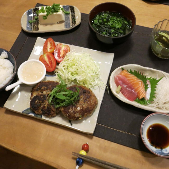 鬼おろしで和風蓮根ハンバーグの晩ご飯　と　エキナセア　グリーンジェルの花♪　