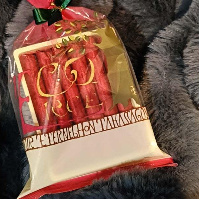 クリスマスプレゼントまだ買ってないです(^_^;)