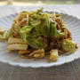 ピリッとスパイシーなエスニック風焼きそば