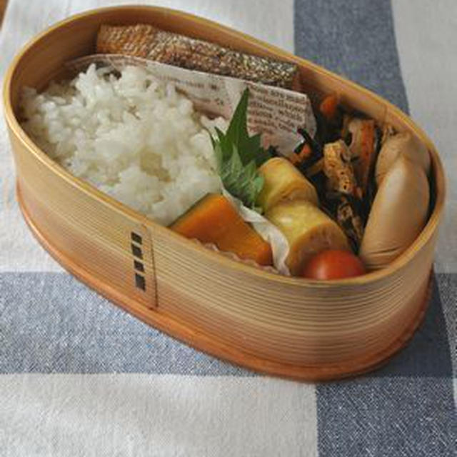 焼き鮭の和風弁当