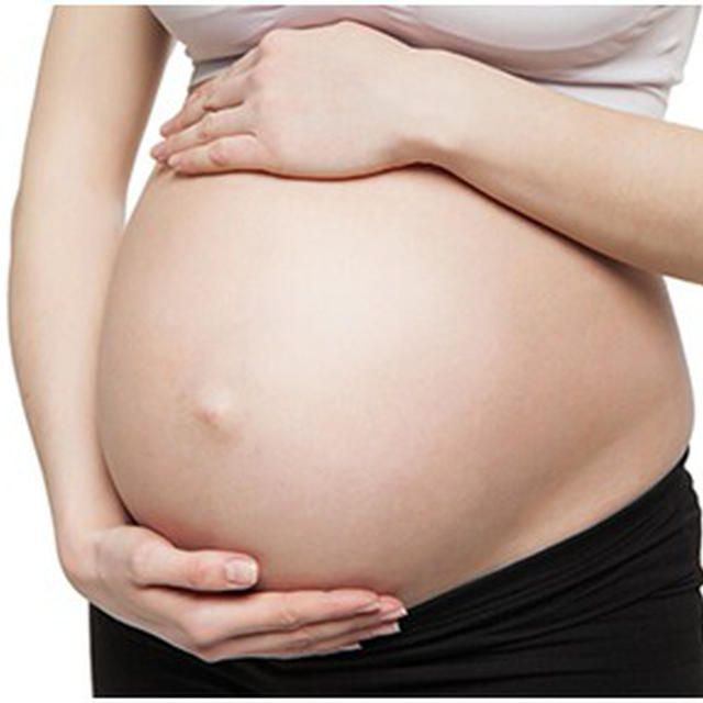 [ポチカム] 妊娠線の原因、ケア法を小児科医が解説。ケアには新発売の「保湿ボディケアクリーム」！