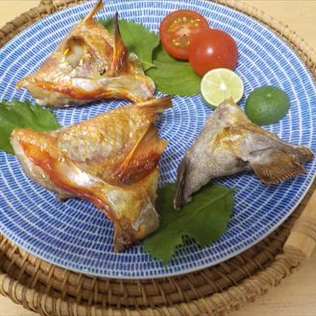 金目鯛とイサキのカマ・魚焼きグリルで簡単塩焼き