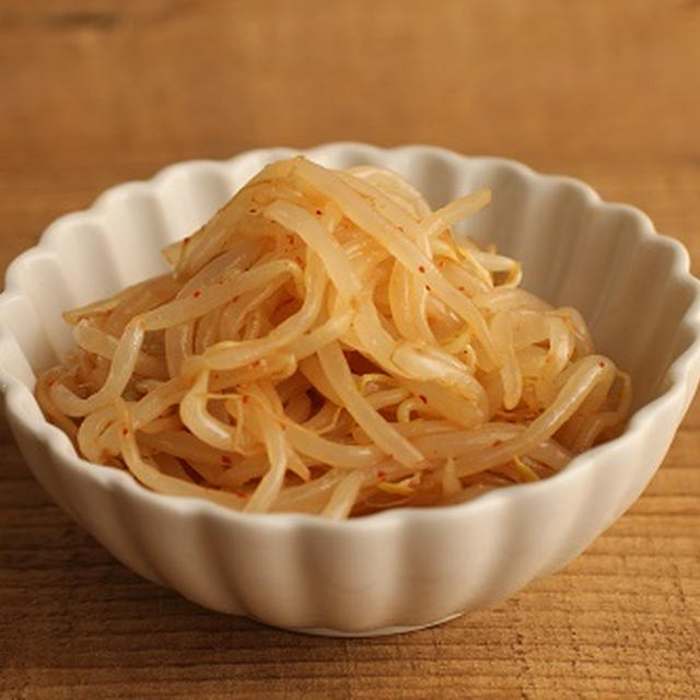簡単・節約副菜♪ピリ辛もやし