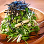 シャキシャキ生野菜たっぷり！水菜と大根の梅サラダ
