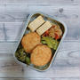 11/19～11/22のお弁当（照り焼きハンバーグ、明太ポテトフライ海苔弁、鶏ささみのバーベキューソース炒め、春菊と豚肉の辛子醤油炒め）
