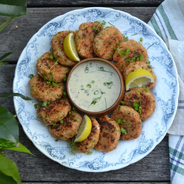 Salmon Cakes サーモンケーキ