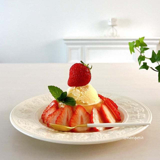 母の日。と たっぷりイチゴのプリンパフェ。