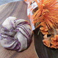 ハロウィンカラーの紫芋パン♪〈モニター〉