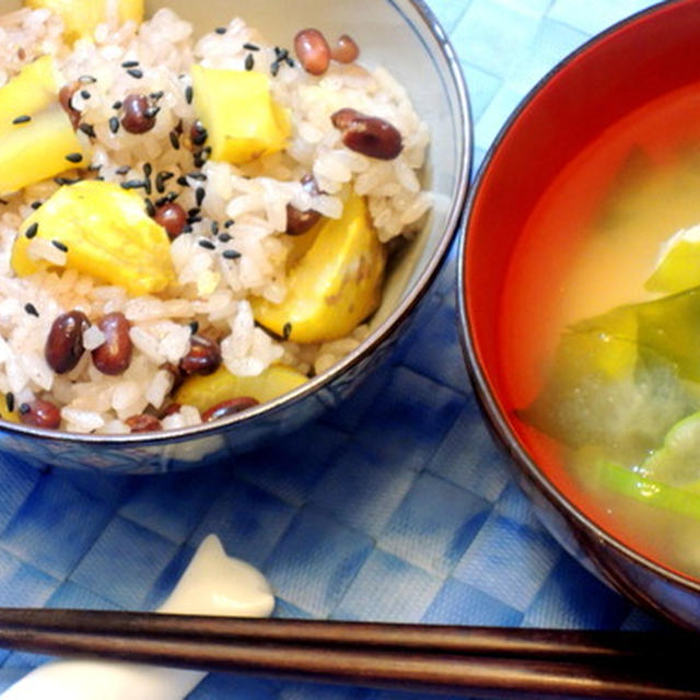 食卓に小さい秋見つけた～☆栗赤飯と秋鮭のホイル焼き♡