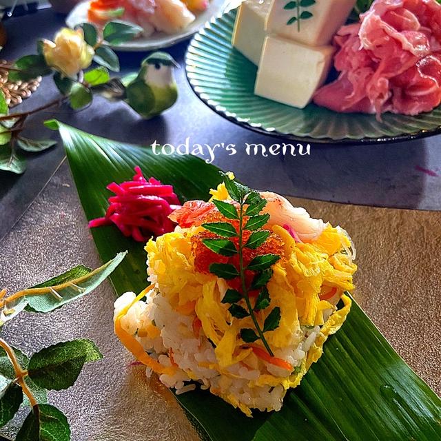 今夜の夕飯今日はひな祭り娘の幼稚園時代からのママ友有香さんの義母さんが毎年チラシ寿...