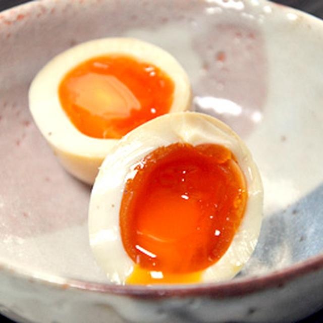 半熟卵の味玉（角煮のオマケ）