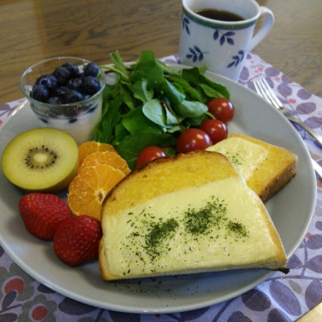 2015/4/24*朝食*明太マヨチーズトースト♪