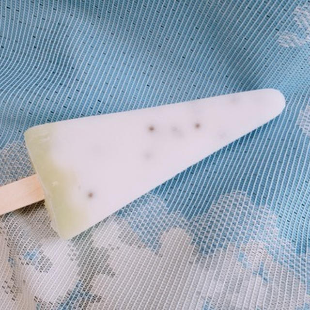 セブン先行販売のロッテ「白いスイカバー」はなぜか気になる人多数
