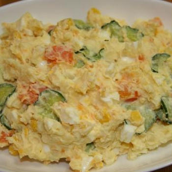 コンソメ風味のポテトサラダ