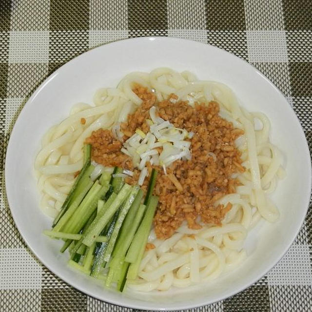 じゃじゃ麺