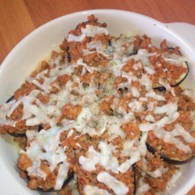 茄子と挽肉のチーズ焼き