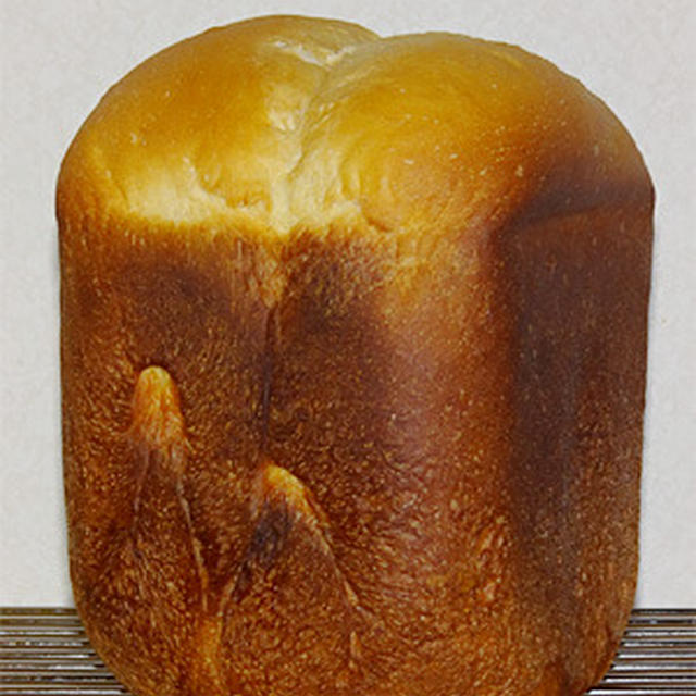 GOPANのパネトーネマザー蜂蜜ヨーグルト食パン