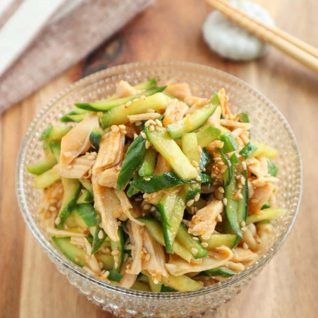 ＊【クックパッドニュース】【管理栄養士監修】エビチリの献立に合うおかず30選！ 掲載＊